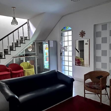 Chale Mineiro Hostel & Pousada เบโลโอรีซอนชี ภายนอก รูปภาพ