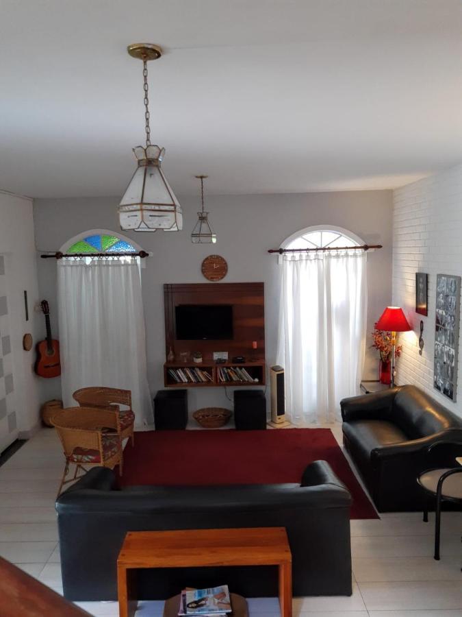 Chale Mineiro Hostel & Pousada เบโลโอรีซอนชี ภายนอก รูปภาพ