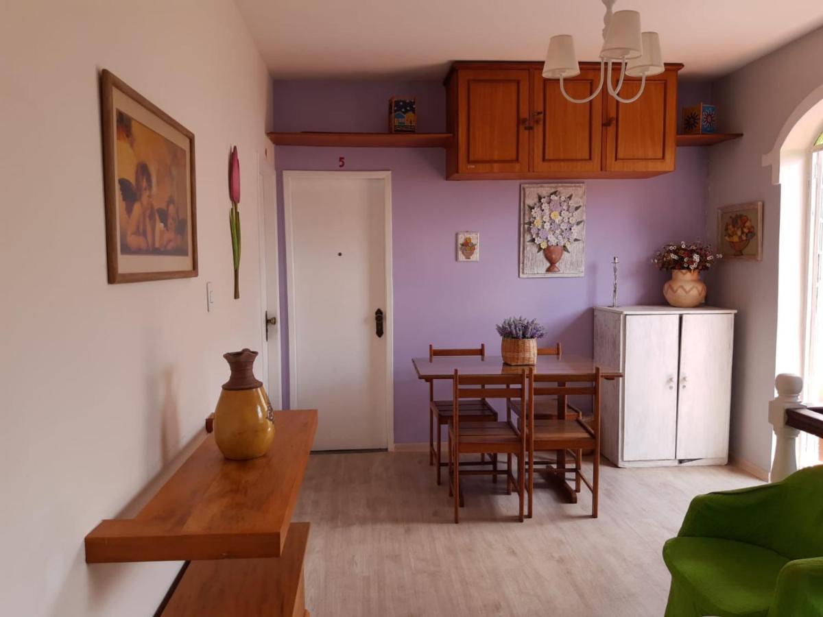 Chale Mineiro Hostel & Pousada เบโลโอรีซอนชี ภายนอก รูปภาพ