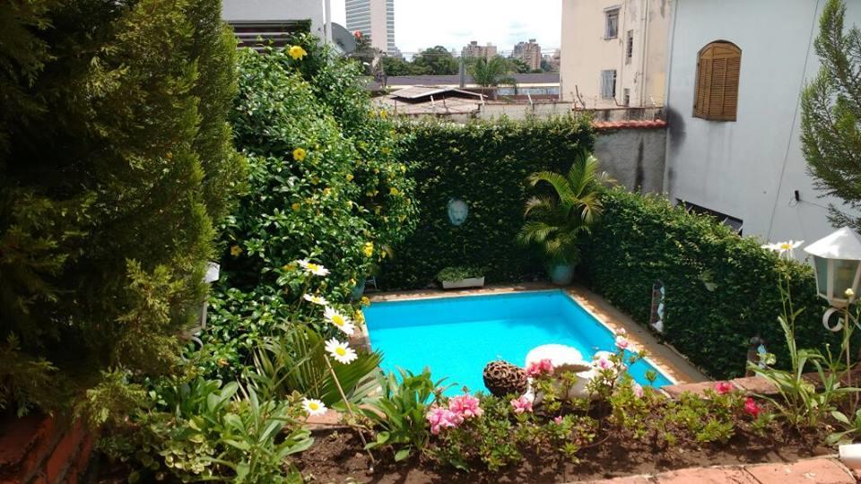 Chale Mineiro Hostel & Pousada เบโลโอรีซอนชี ภายนอก รูปภาพ